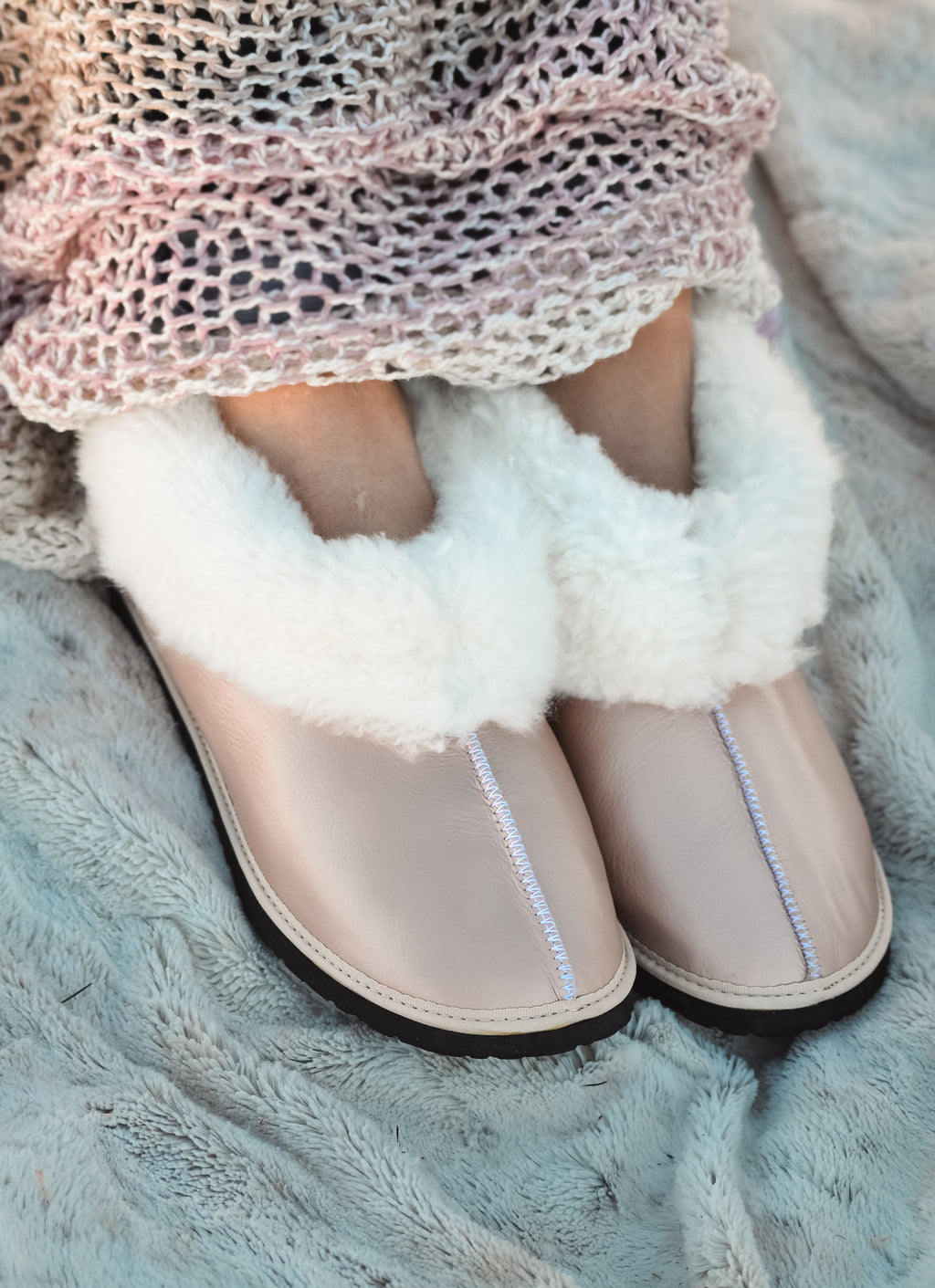 Wool Slippers Rose Gold