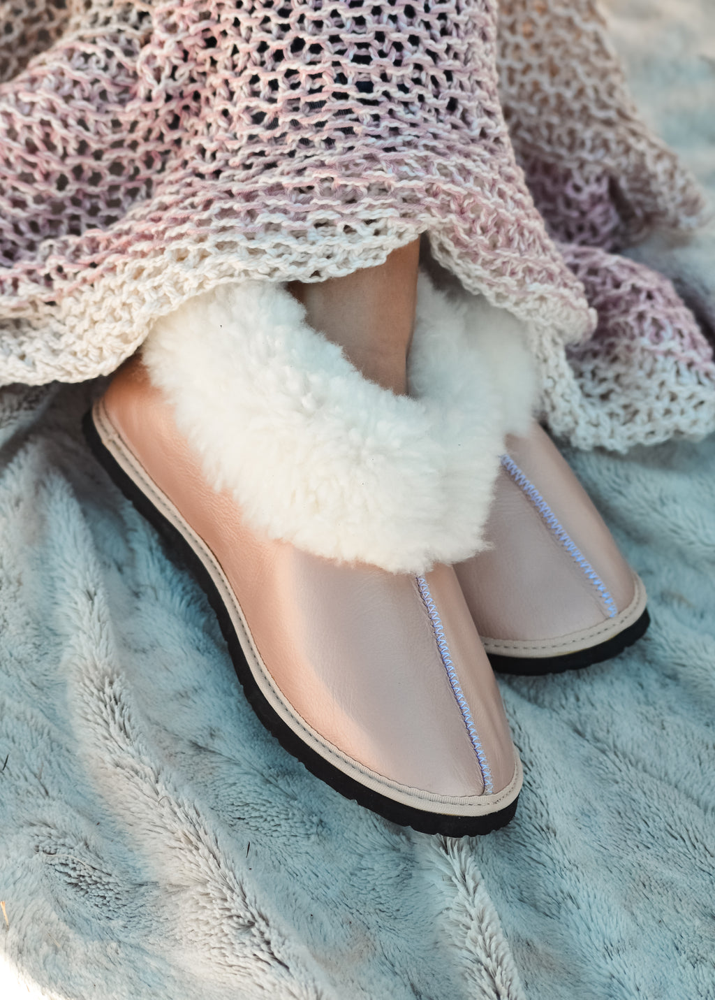 Wool Slippers Rose Gold