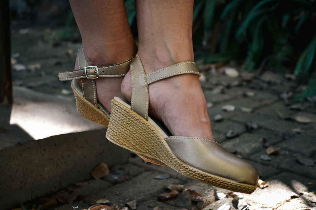 Ruth Soft Gold